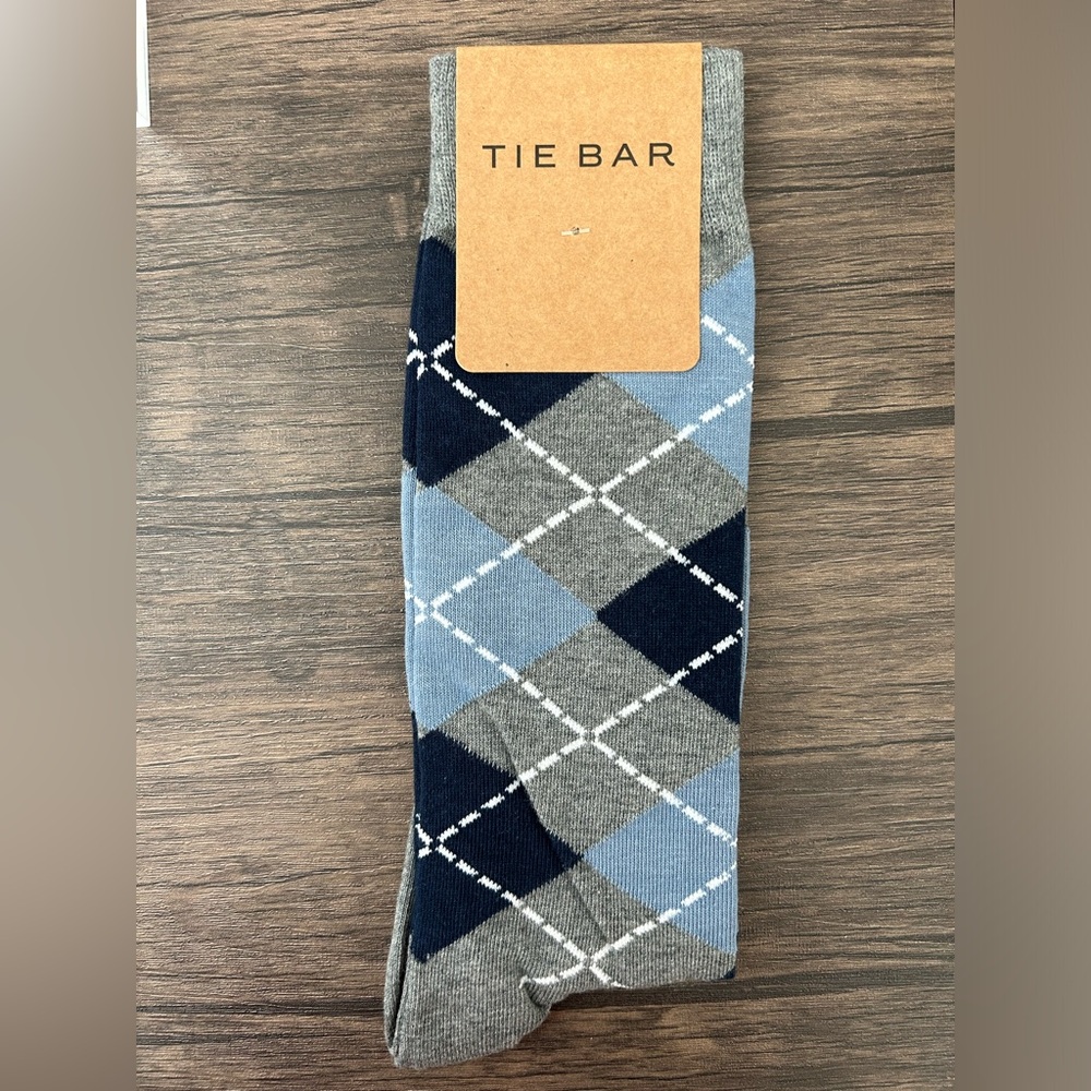 The Tie Bar Men’s Argyle Socks